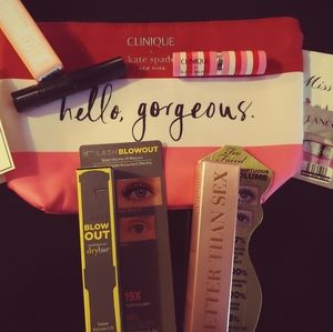 Mascara Mayhem!!! 👀 Two full size high end mascara with FREEBIES!